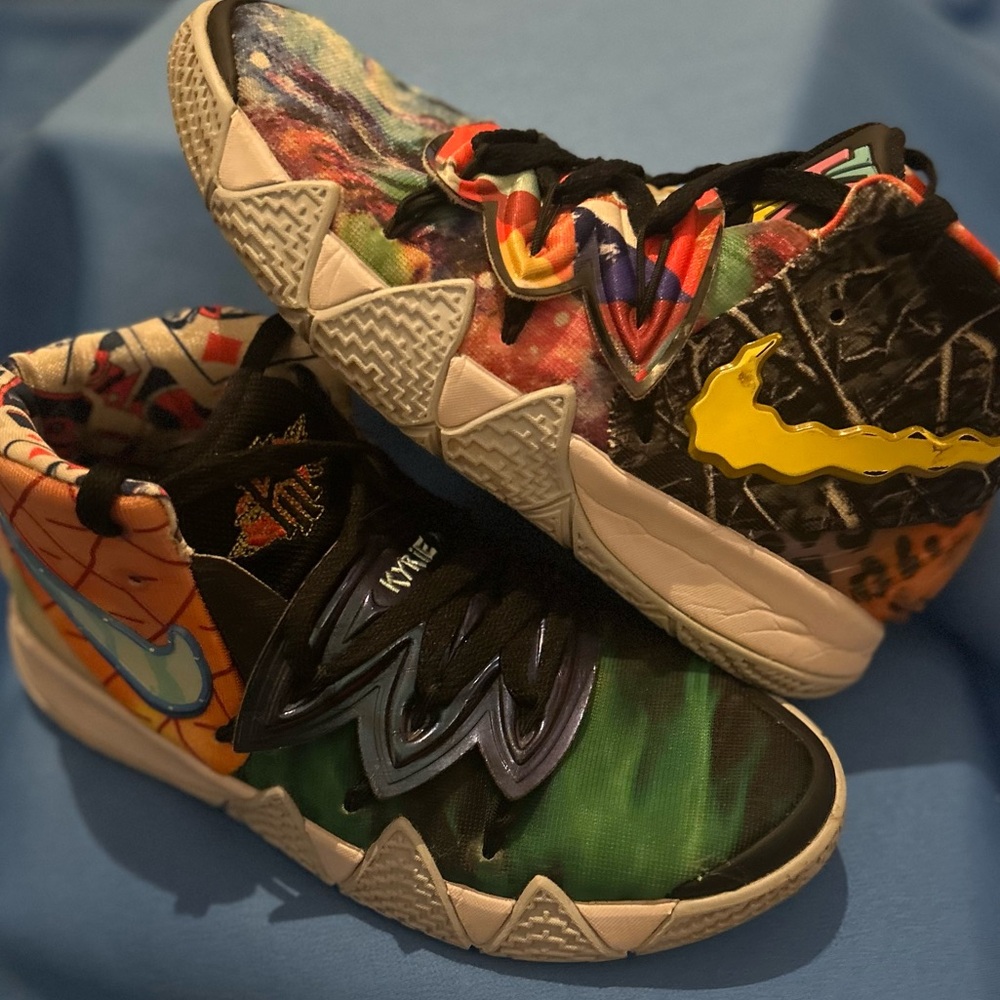 2020 Kyrie Hybrid “Pineapple”